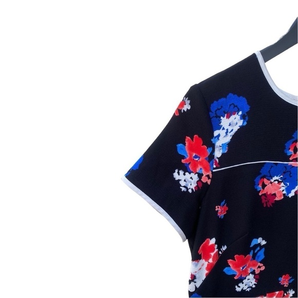 VINCE CAMUTO Traveling Blooms Fit-&-Flair Floral Dress in Rich Black Size: 10 - Picture 4 of 12